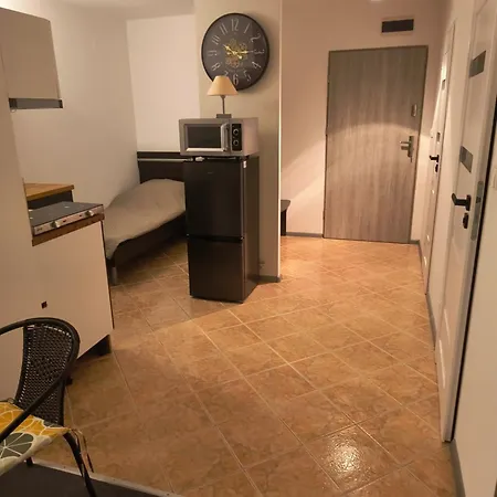 Azyl W Tarsis Eko Park Apartamento *